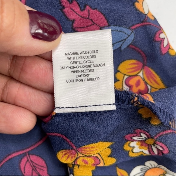 Eyeshadow XL Navy Blue Floral Ruffle Sleeve Blouse - Picture 9 of 13